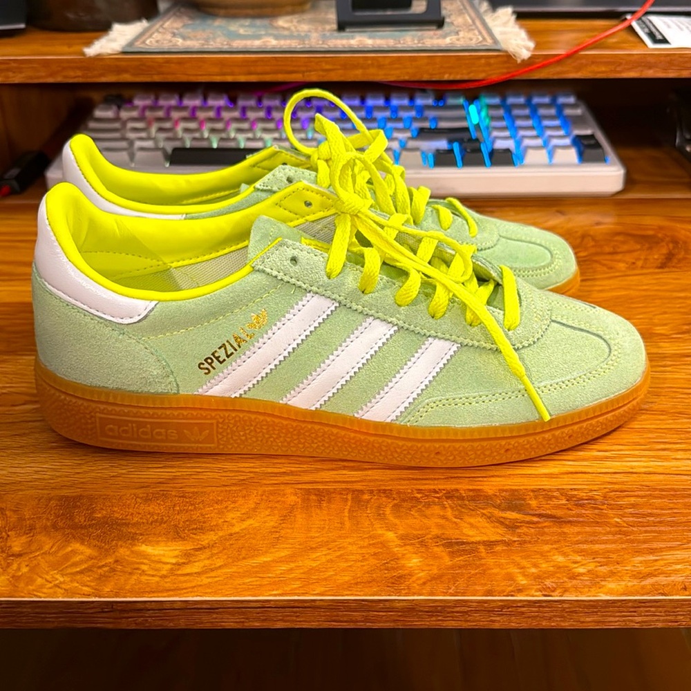 Adidas Handball Spezial Women’s Size 7
